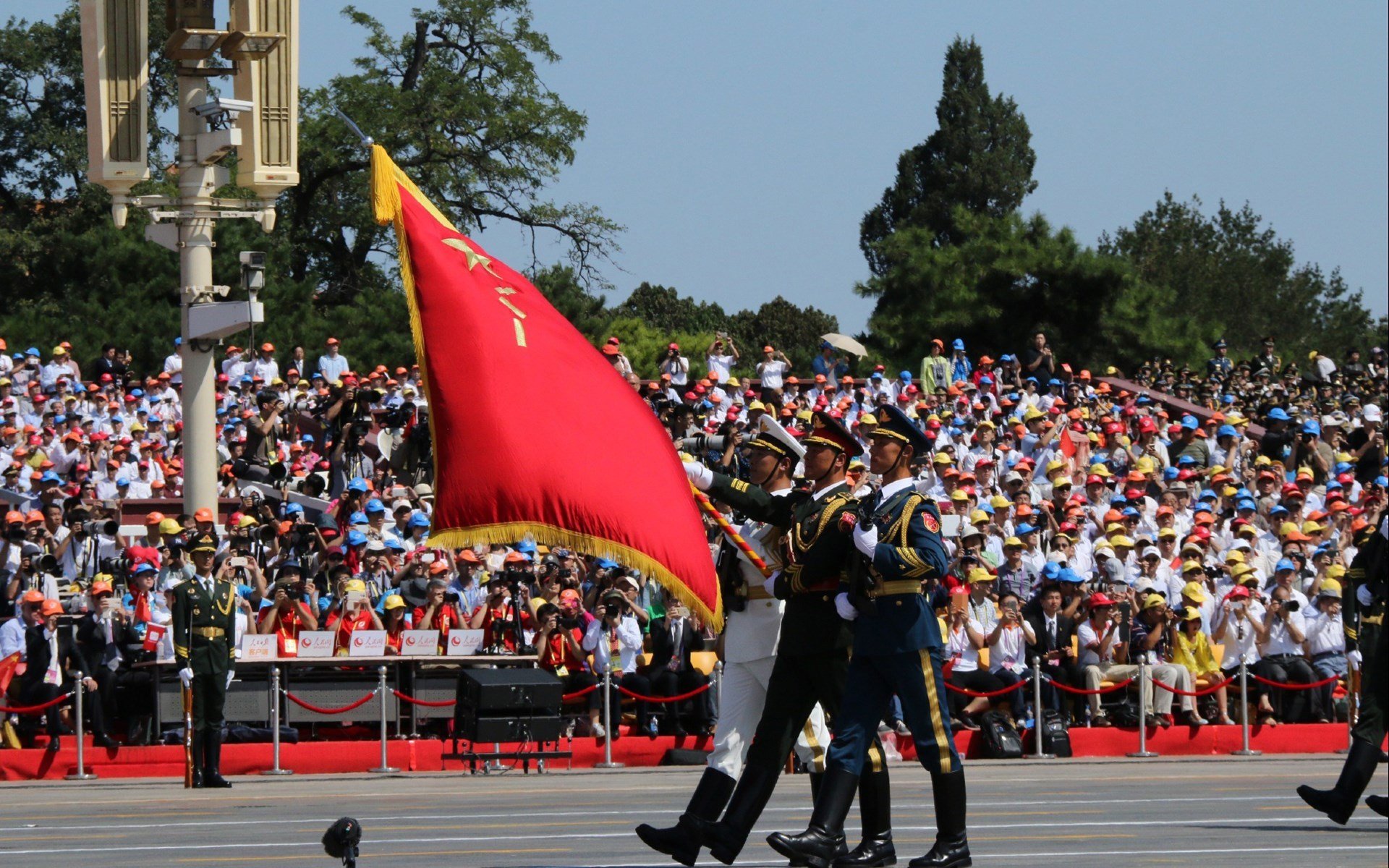 米兰登录入口-“2025世界运动会：缆绳滑水点燃东部新区激情”