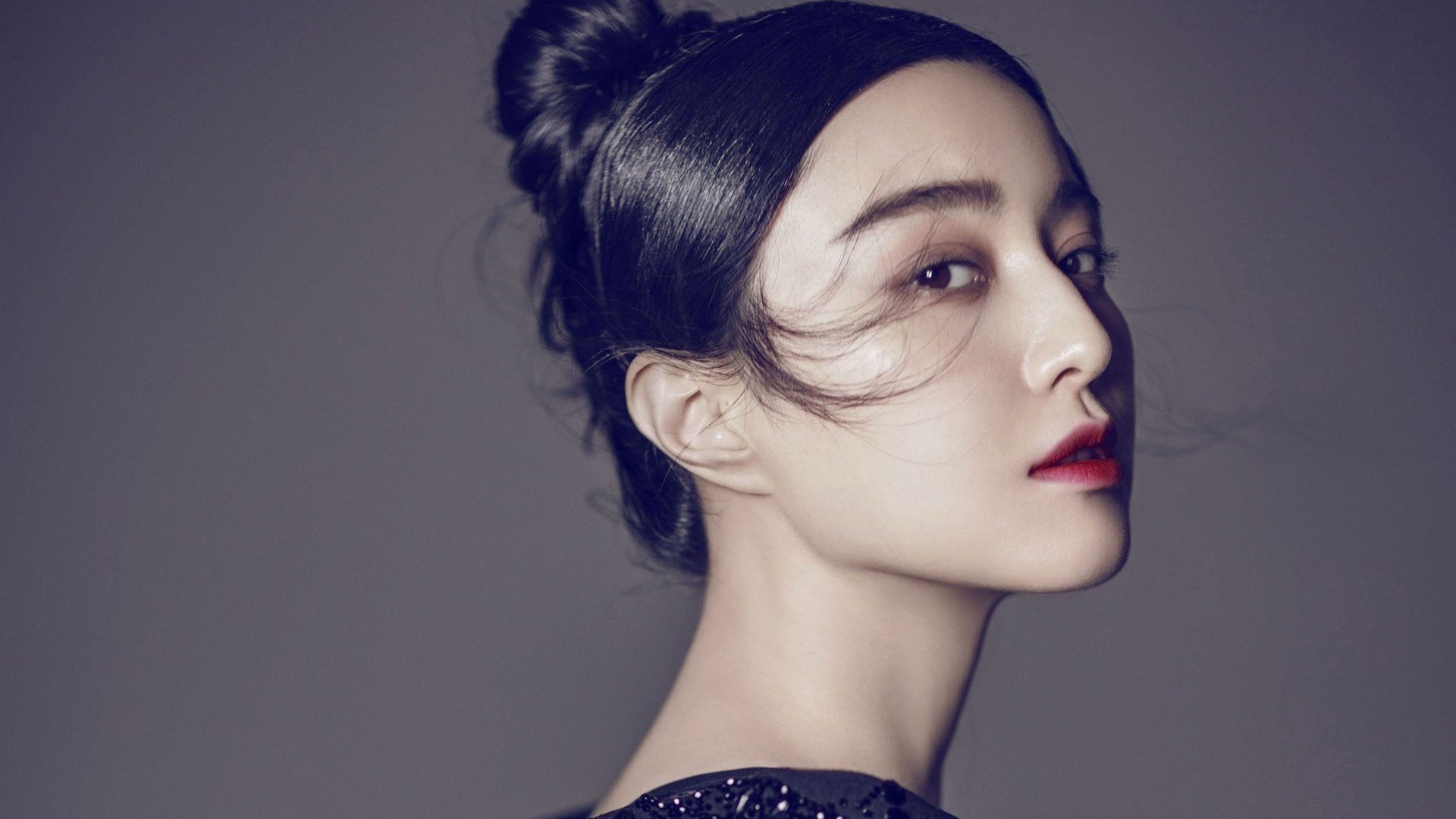 米兰体育官网-“顶级马拉松选手亮相武汉,赛场惊现新纪录” 第2张 米兰体育官网-“顶级马拉松选手亮相武汉,赛场惊现新纪录” 第2张