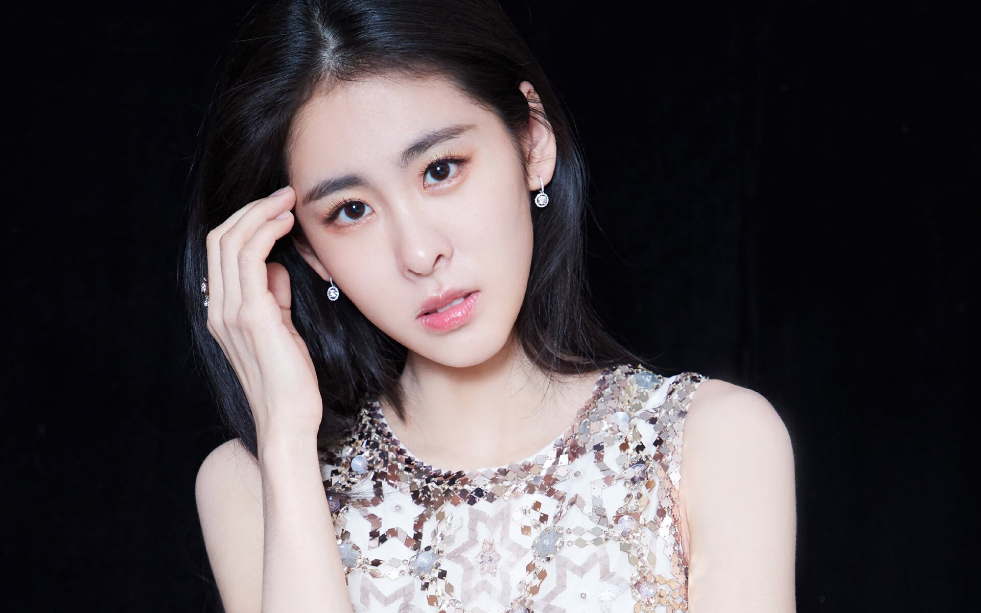 -库里街头篮球赛展现娱乐与实力并存,库里街拍