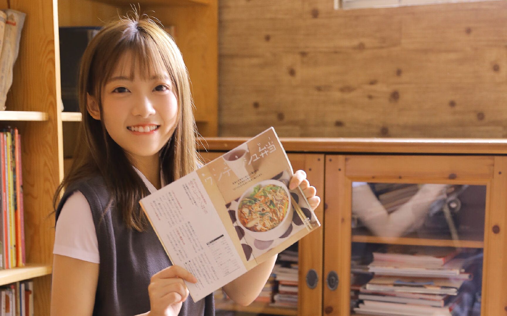 米兰体育官网-曼联高层召开发布会回应质疑,曼联最新大名单